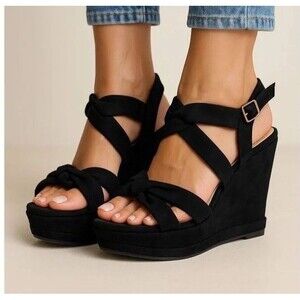 Women’s Maker’s Faux Suede Strappy Wedges Size 9